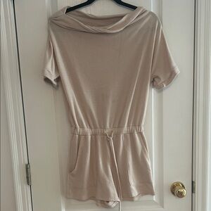 Cherish Women's Tan Short Sleeve Romper